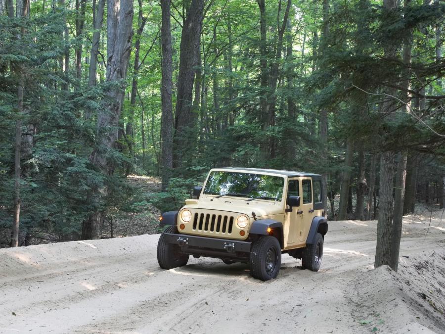  Jeep J8 5-Door 2008 года  (UK) (фото 3 из 5)